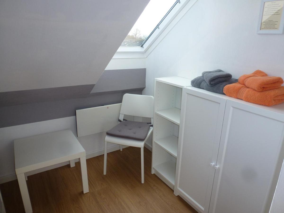 Ferienwohnung Am Runenstein 7 Busdorf Bagian luar foto